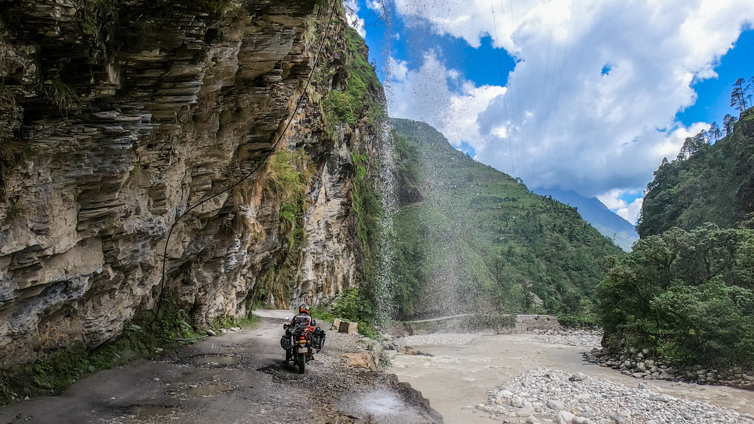 Panchachuli Base Camp Trek - Camping In The Rain - Nomad En Route